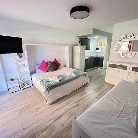 Jupiter Sunsea Daire *